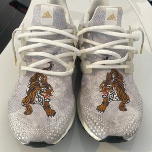 COPY - Ultra boost Chinese New Years